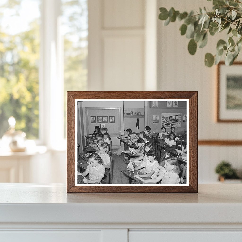 Students Learning in Cafeteria at Balboa School 1944