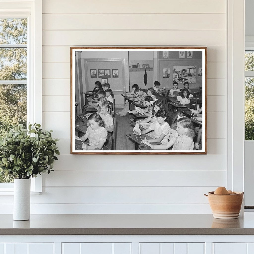 Students Learning in Cafeteria at Balboa School 1944