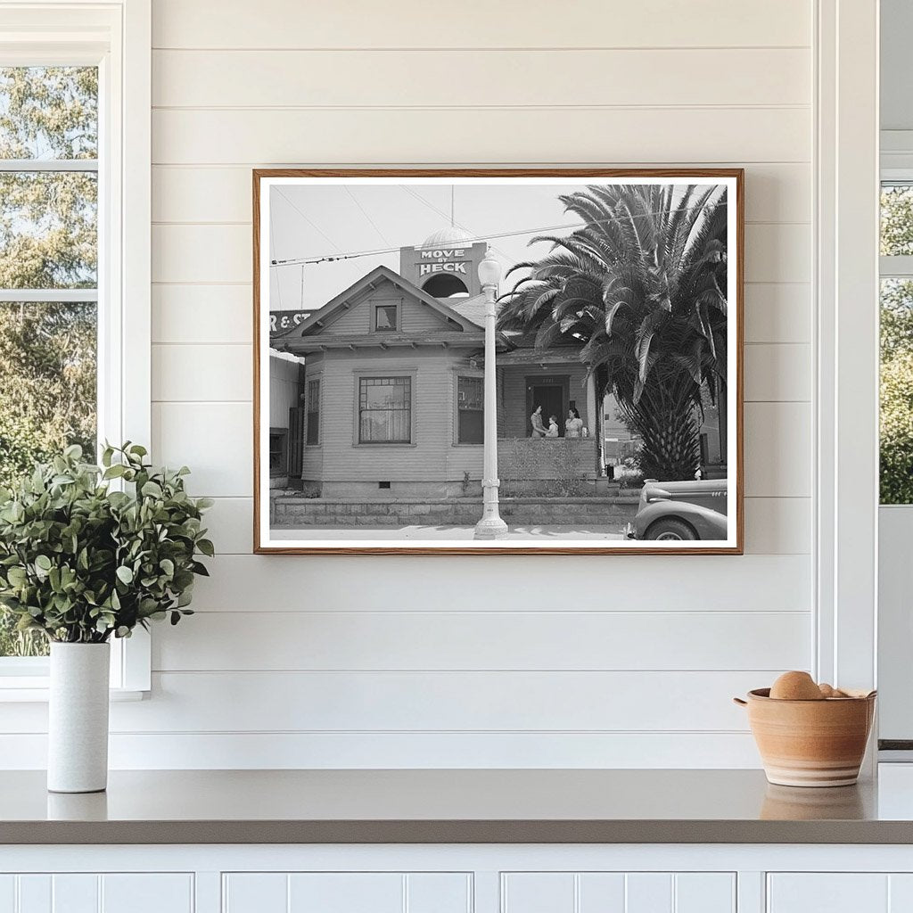 1941 Vintage House Rented by Mexican Family in San Diego