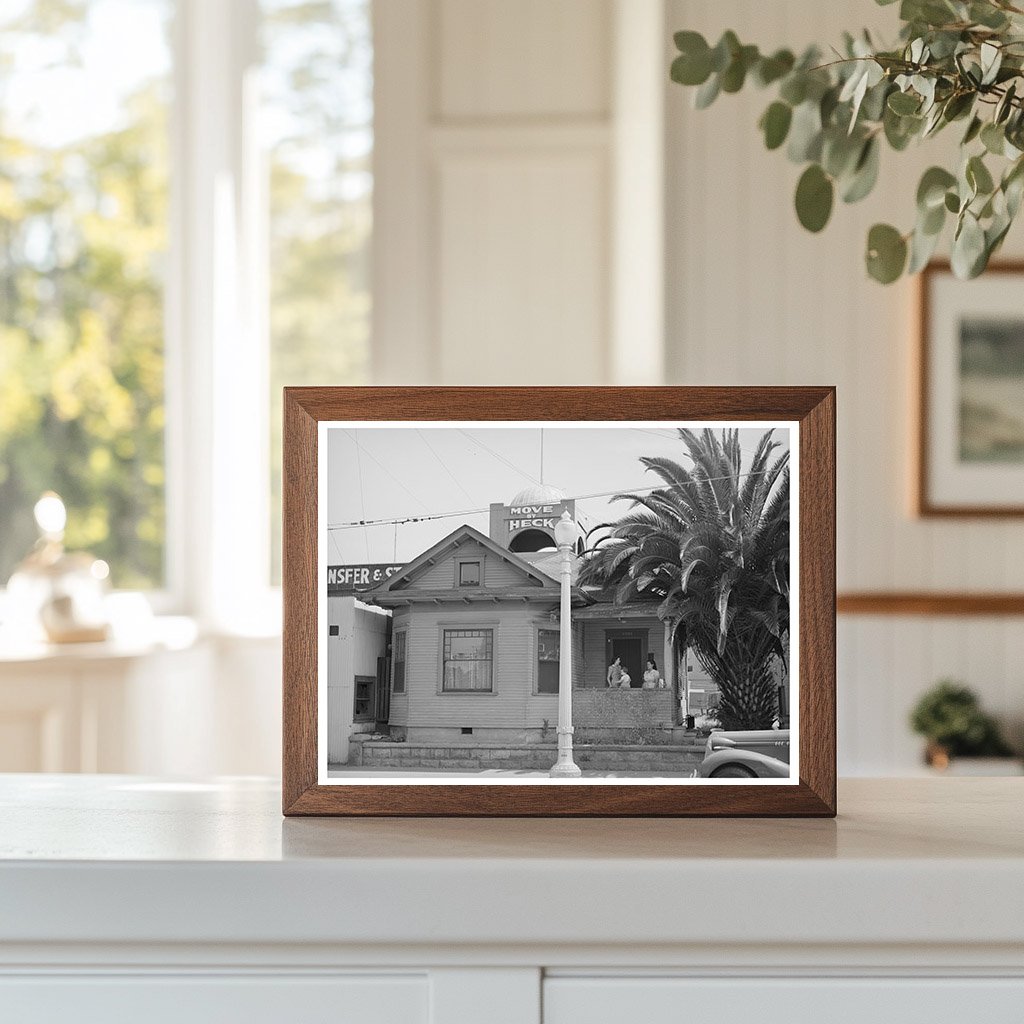 1941 Vintage House in San Diego California by Mexican Family