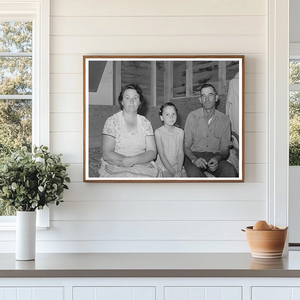 1941 Vintage Photo of Migratory Farm Worker Family in Idaho