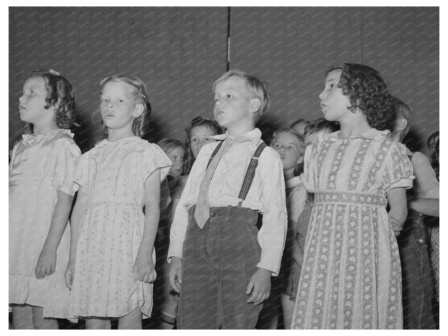 Schoolchildren End Term at Idaho Labor Camp June 1941