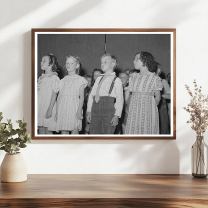Schoolchildren End Term at Idaho Labor Camp June 1941