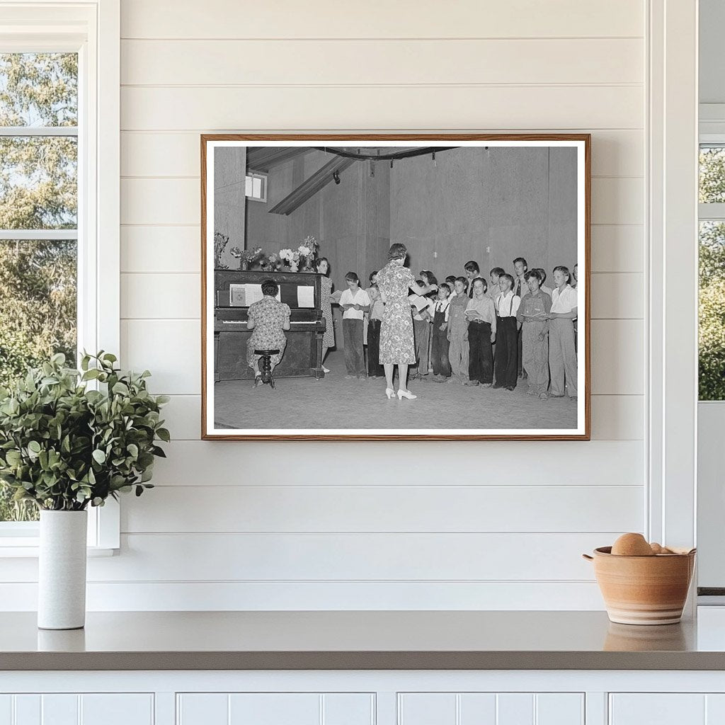 Schoolchildren and Teacher at Idaho Labor Camp June 1941