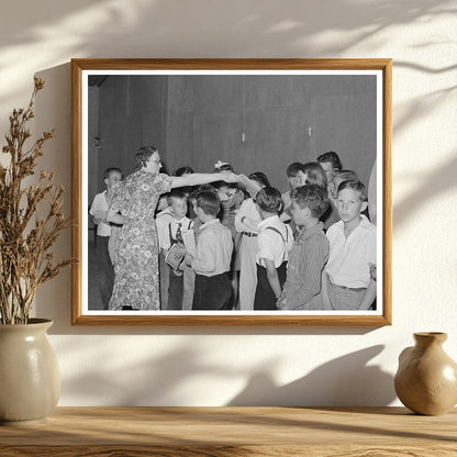 1941 Schoolchildren and Teacher at Idaho Labor Camp