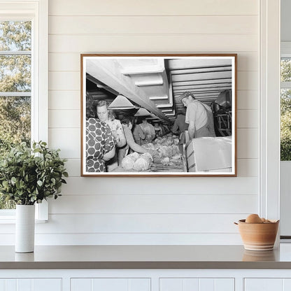 Grading and Packing Lettuce in Canyon County Idaho 1941