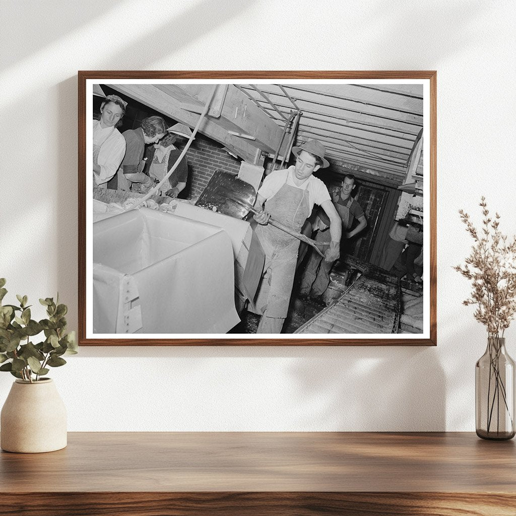 Icing Lettuce Crates for Shipment in Idaho June 1941