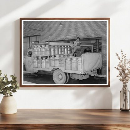 1941 Truckload of Milk Cans at Dairymens Cooperative Creamery