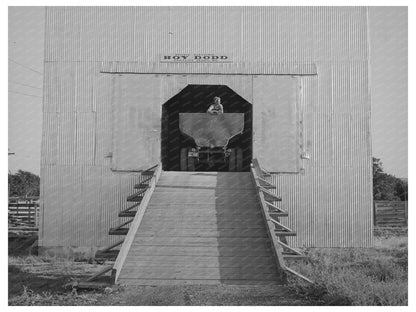 1941 Truck Transporting Bulk Wheat in Walla Walla County