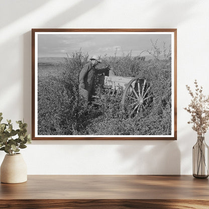 1941 Black-and-White Yakima County Farmer with Machinery