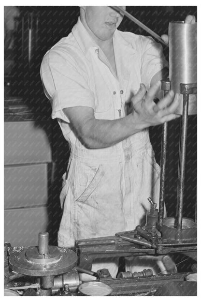 Workers Sealing Salmon Cans in Astoria Oregon 1941