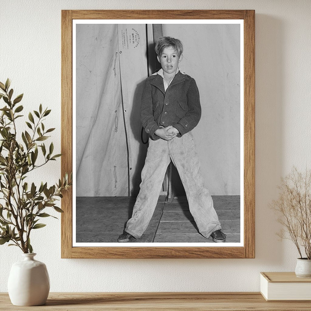 Amateur Night Performer at Oregon Farm Camp 1941