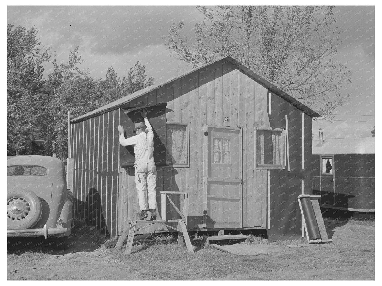 Cabin Owners Install Tar Paper Siding Hermiston Oregon 1941