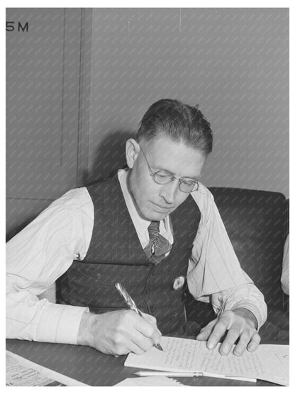 Navy Shipyards Workman Bremerton Washington October 1941