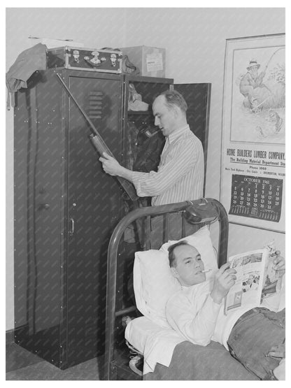 Workmen in Dormitory at Bremerton Shipyard 1941