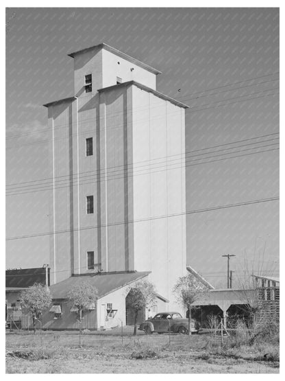 Grain Elevator in Ontario Oregon November 1941