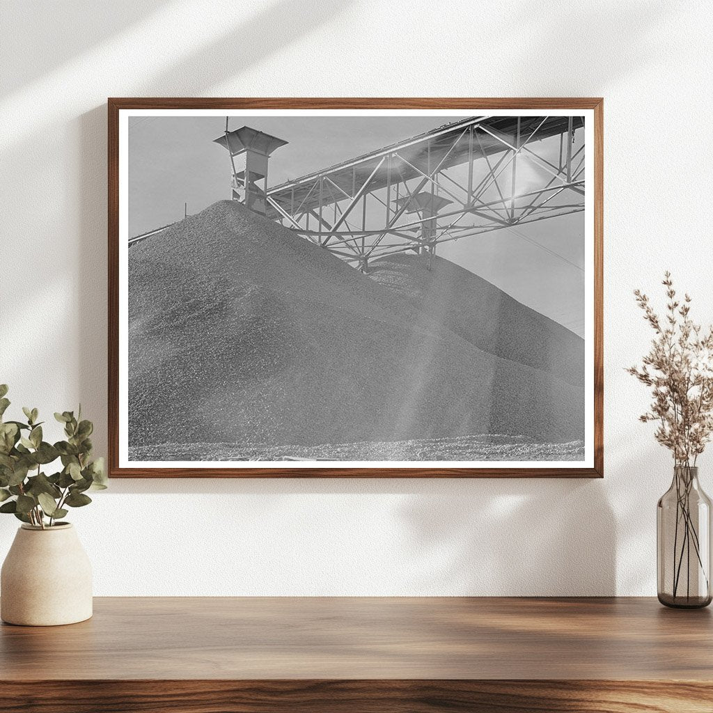 Gravel Preparation for Shasta Dam December 1941