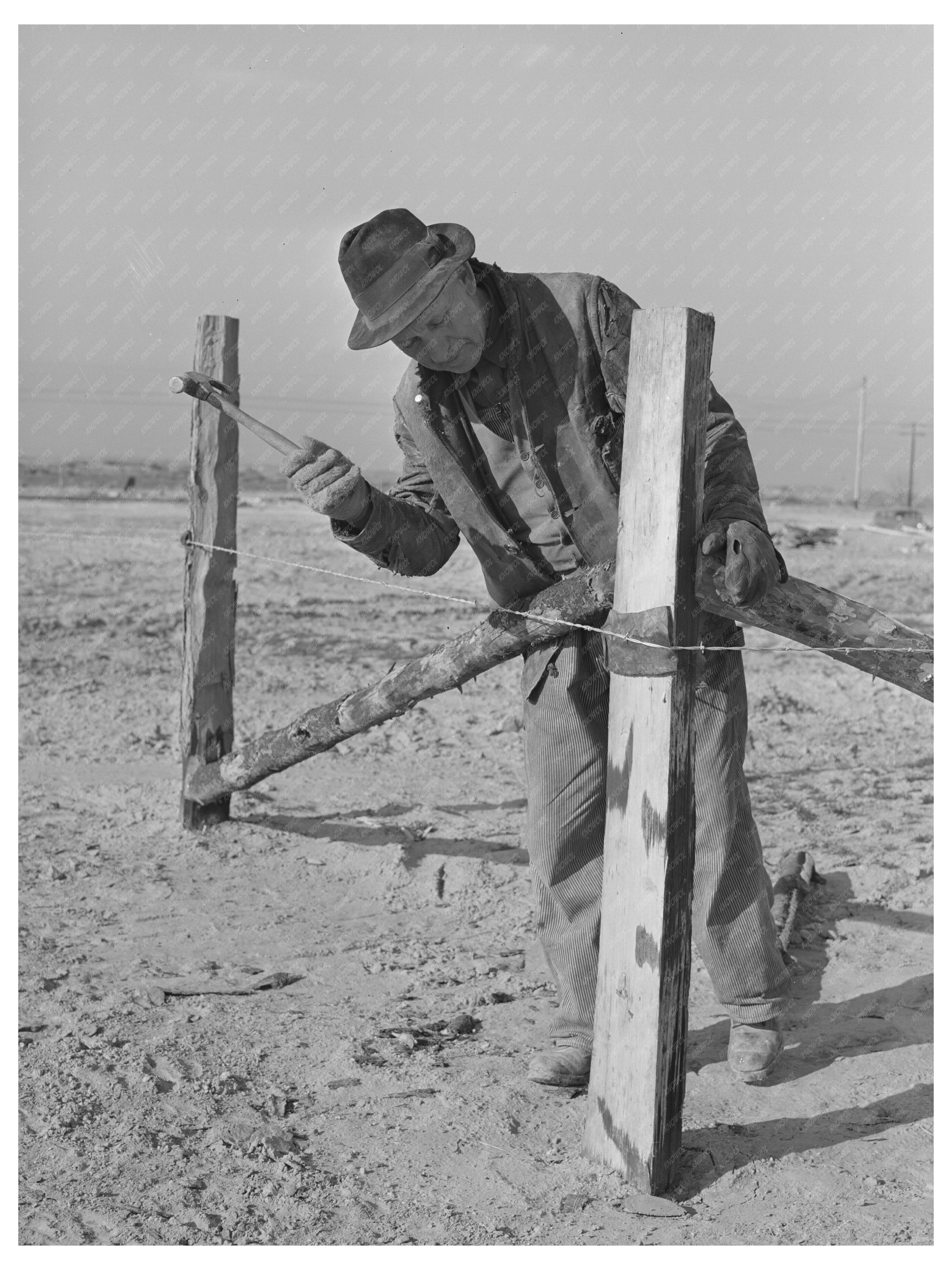 Mr. Palmer Builds Fence on Black Canyon Project 1941