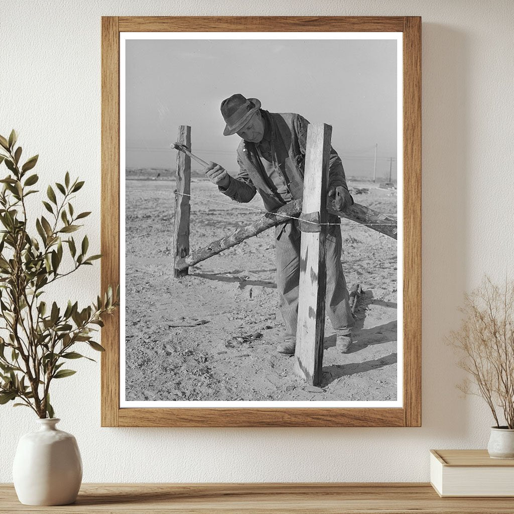 Mr. Palmer Builds Fence on Black Canyon Project 1941