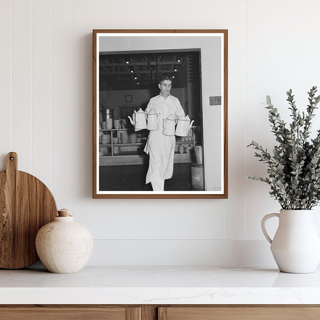 Shasta Dam Commissary Workers December 1941 Image