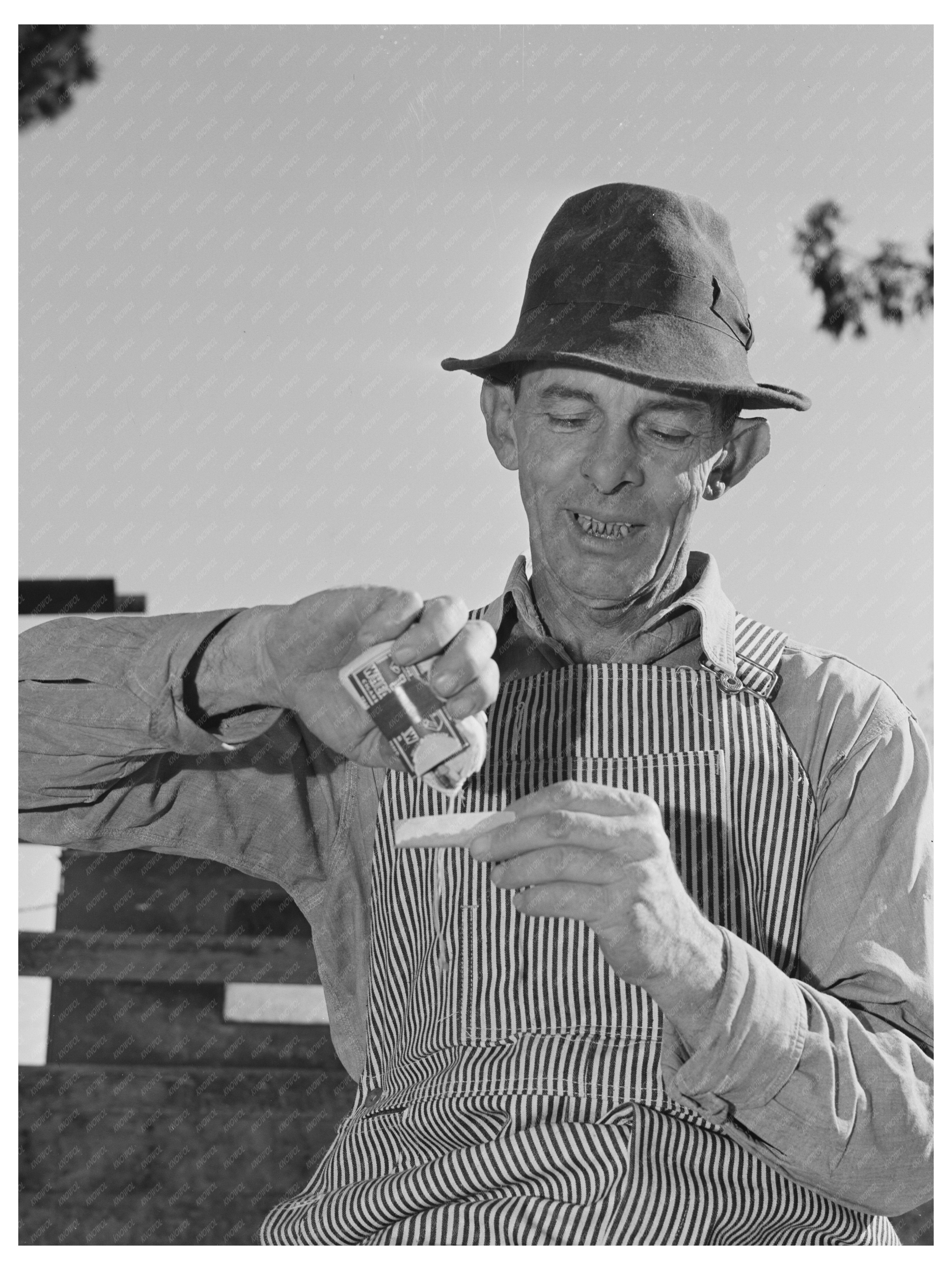 Sonoma County Chicken Rancher January 1942 Image