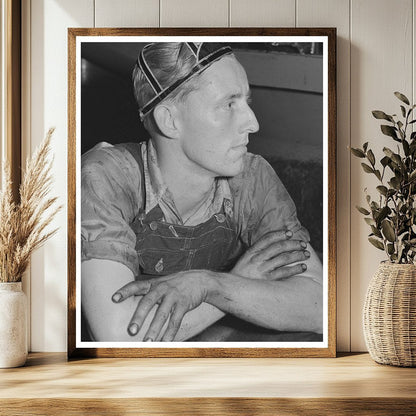 Vintage Olive Oil Production in Lindsay California 1942