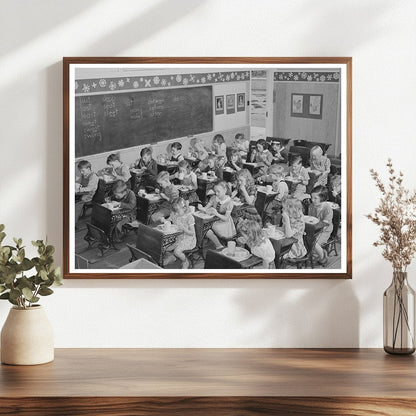 Farm Workers Camp with Schoolchildren in Tulare County 1942