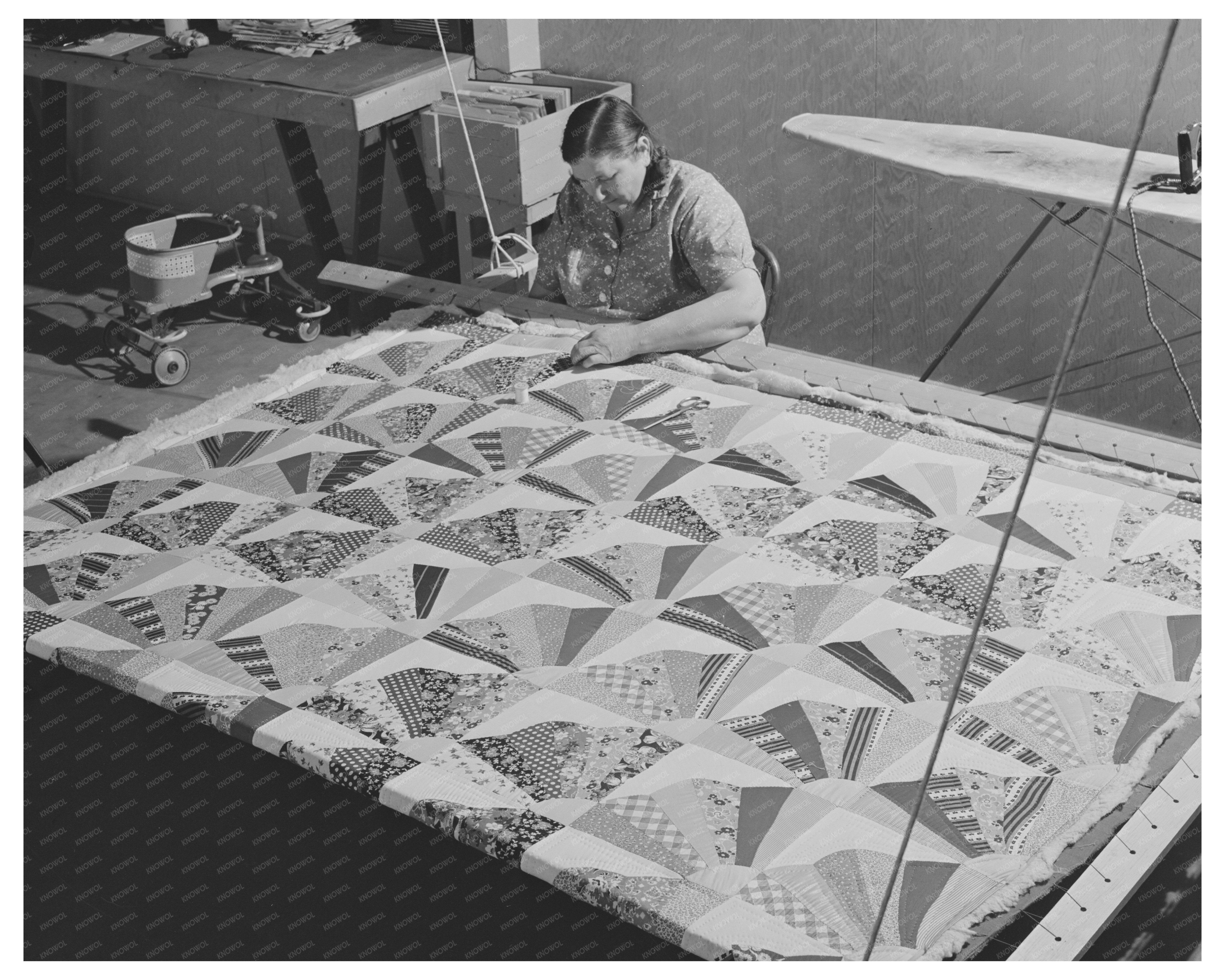Quilting Session of Agricultural Workers Woodville 1942