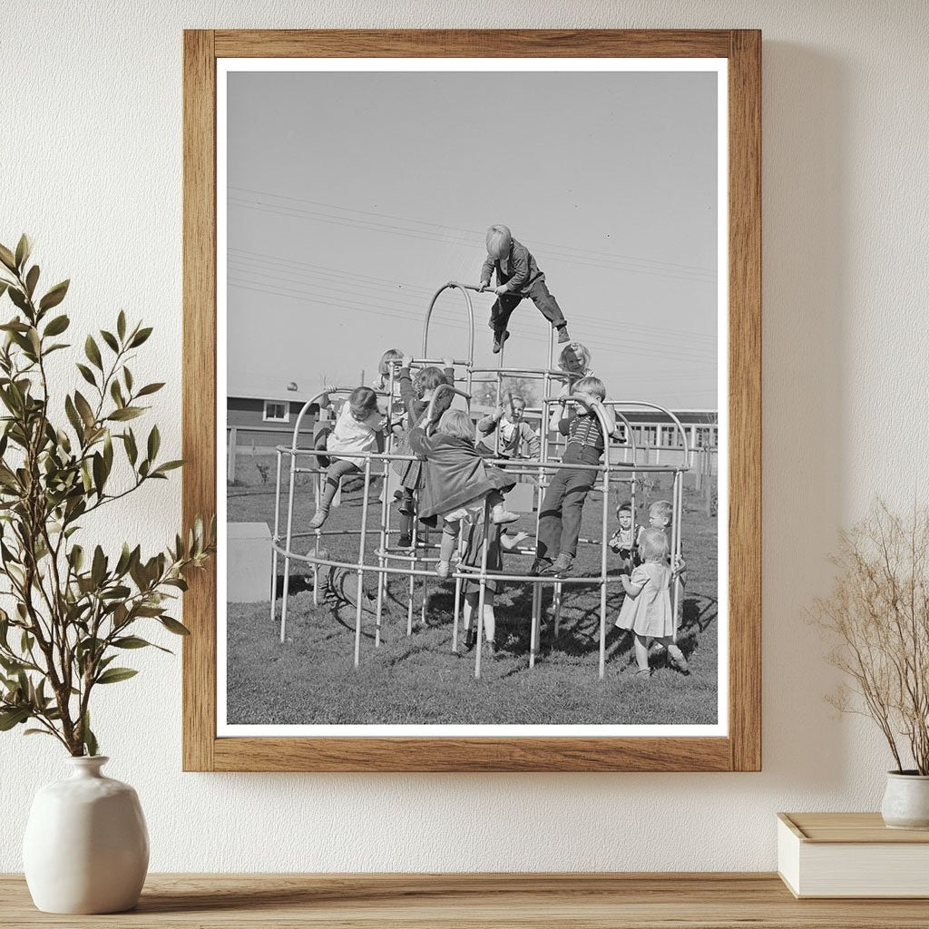 Nursery School for Farm Workers in Woodville California 1942