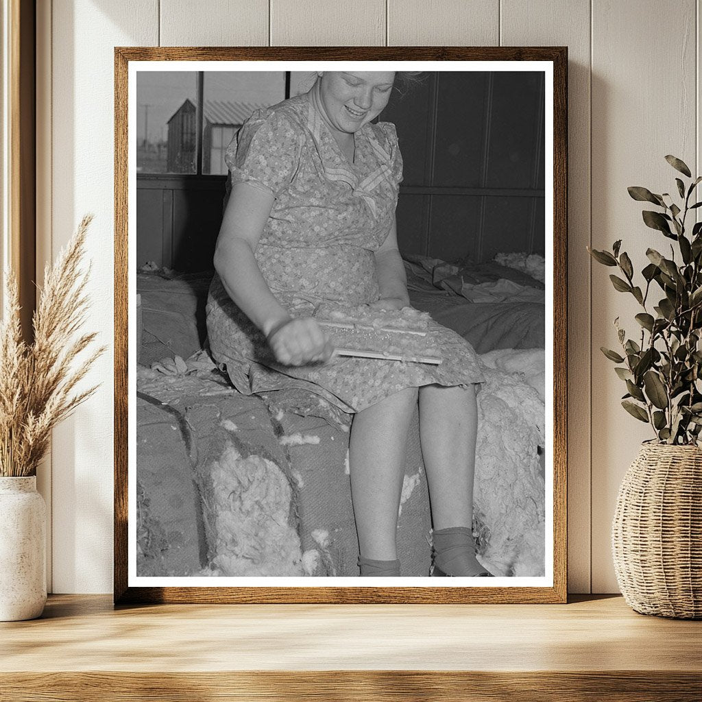 1942 Farm Workers Carding Surplus Cotton in Woodville California