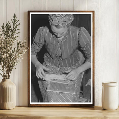 Farm Workers Carding Cotton in Woodville California 1942