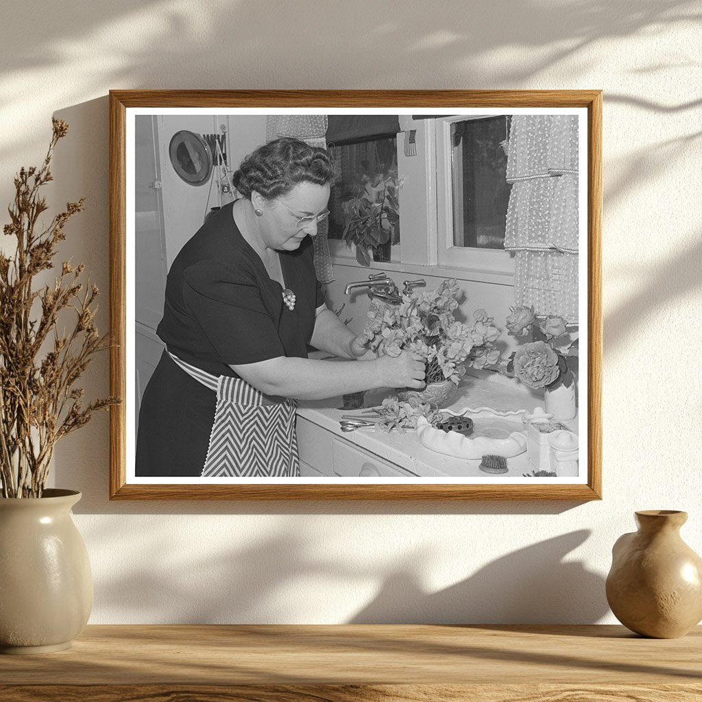 1942 Black and White Photo of Housewife in Turlock Kitchen