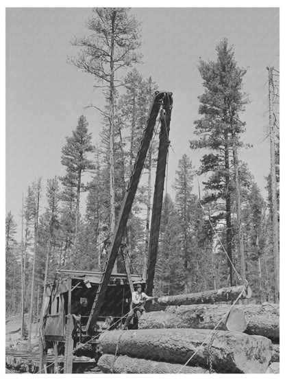 McGiffart Loading Machine in Grant County Oregon 1942