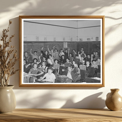 Grade School Classroom in San Leandro California 1942