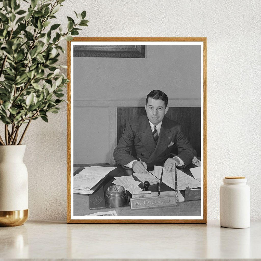 Vintage 1942 Photo of A.J. Oliveira Cashier in San Leandro