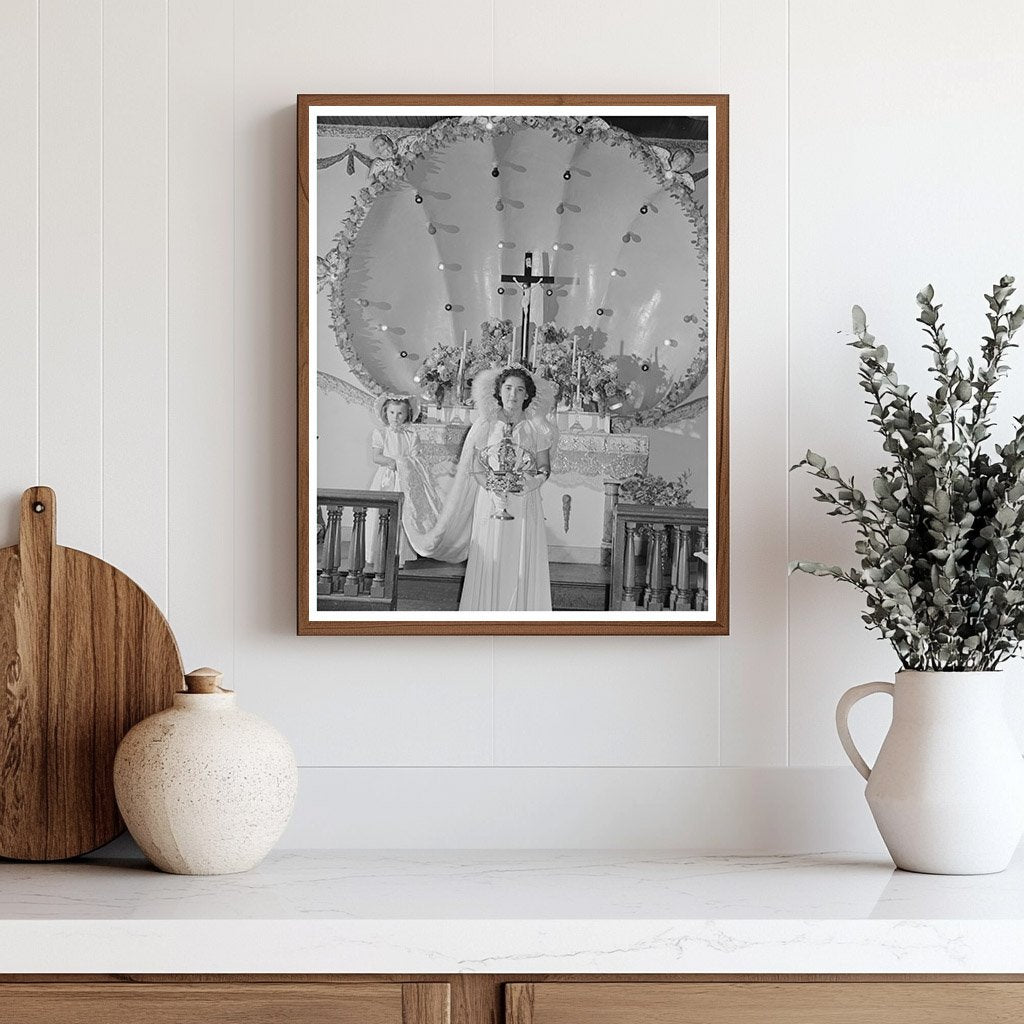 Dorothy Bettencourt at Holy Ghost Festival May 1942