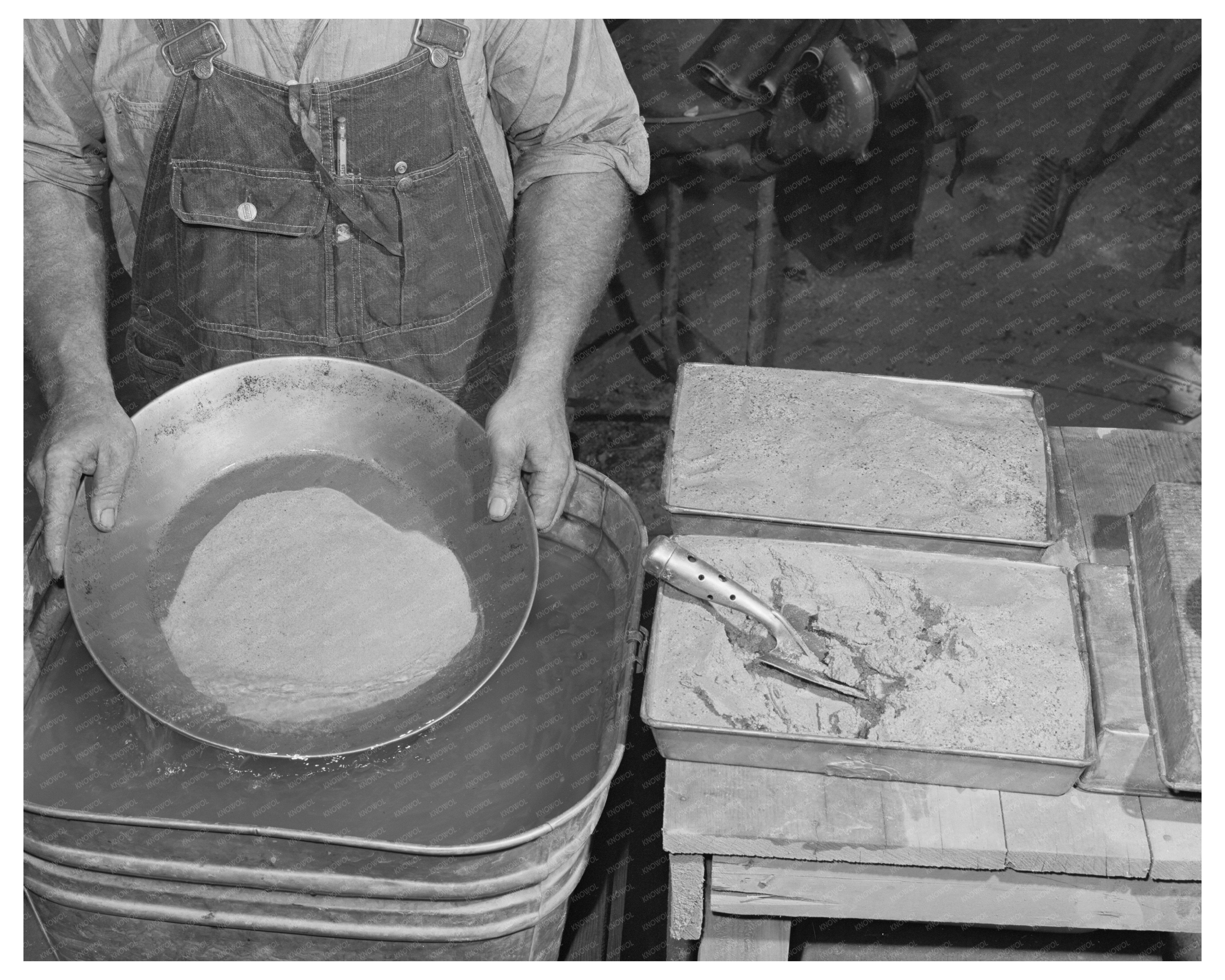 Tungsten Chief Mine Kern County May 1942 Mining Process