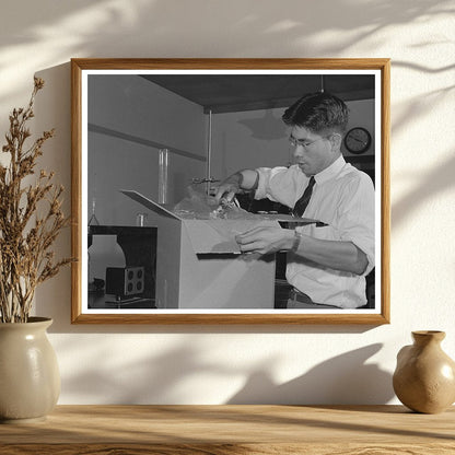 1942 Cellophane Packaging Demonstration for Dehydrated Vegetables