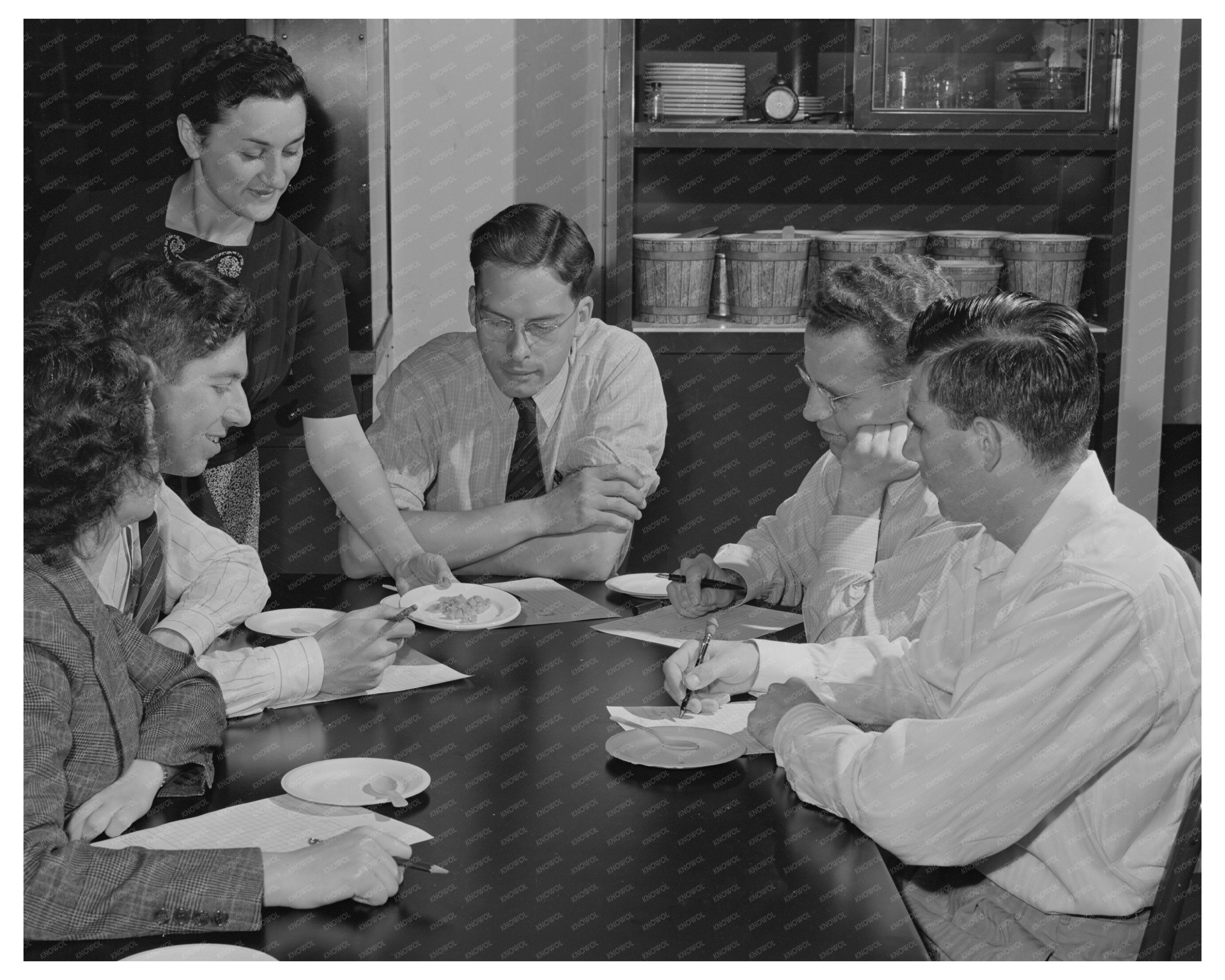 Cooked Dehydrated Carrots Evaluation June 1942