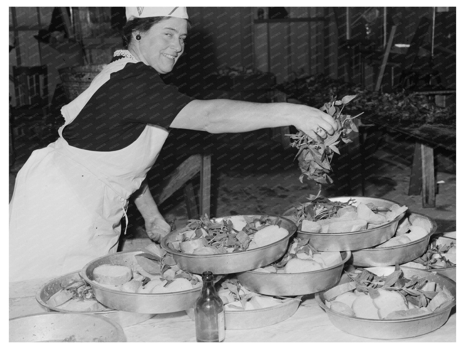 Mint Preparation for Soupa in Santa Clara 1942