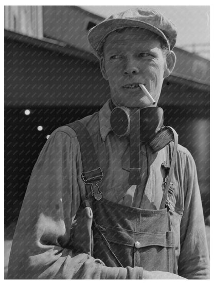 Worker at Anaconda Copper Mining Co September 1942