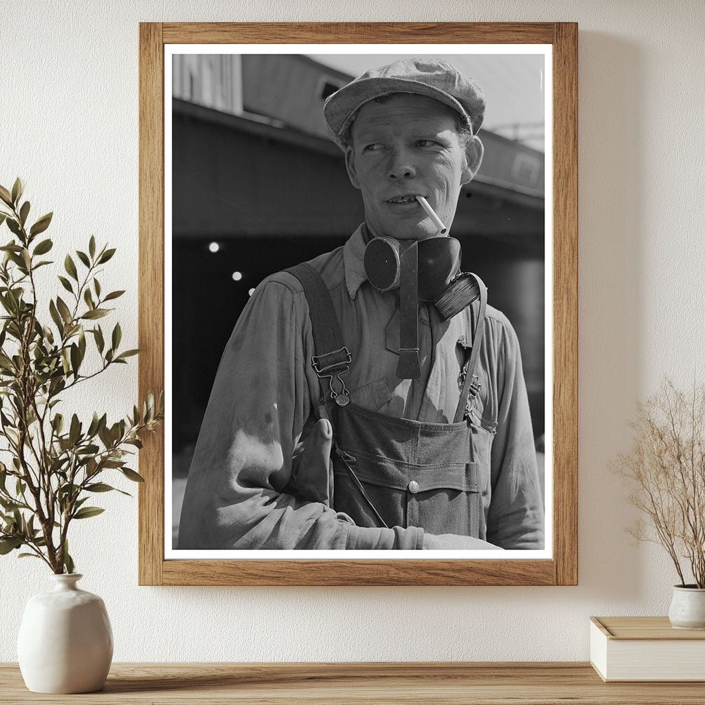 Worker at Anaconda Copper Mining Co September 1942