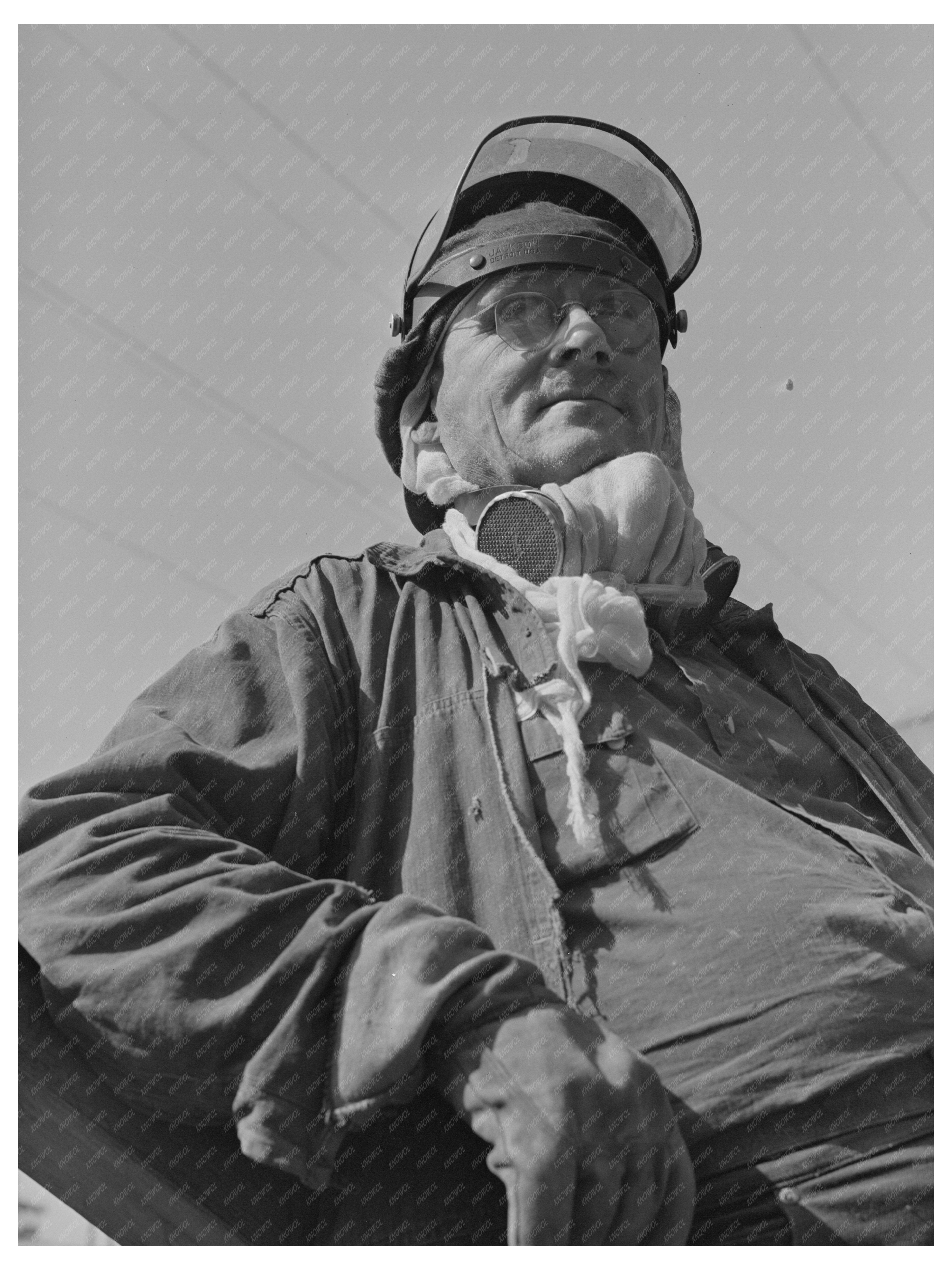 Worker in Anaconda Copper Roasting Furnace September 1942