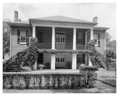Tuscaloosa, Alabama Vintage Building Photograph, 1830
