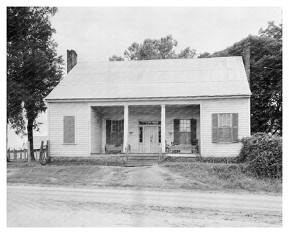 1830 Wm. Glover House in Forkland, Alabama