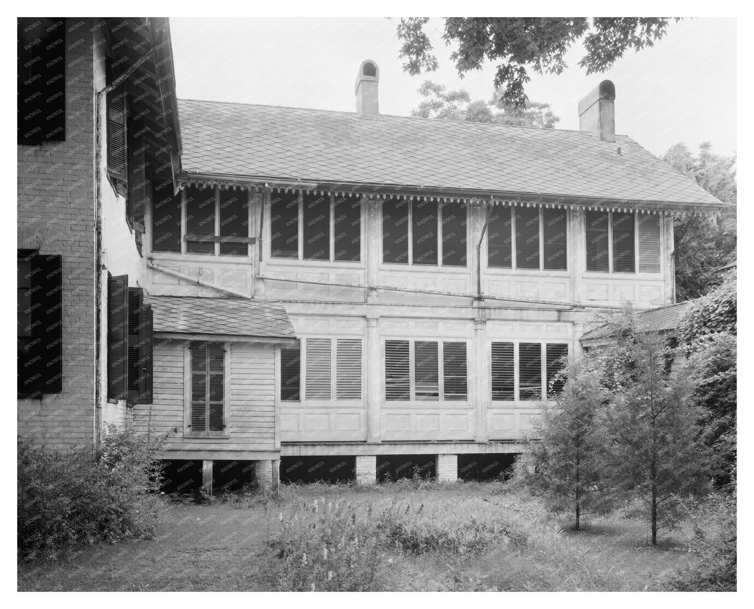 Vintage 1832 Greek Revival Home in Demopolis, Alabama