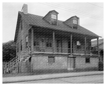 Early 20th Century Home in Mobile, Alabama 1953