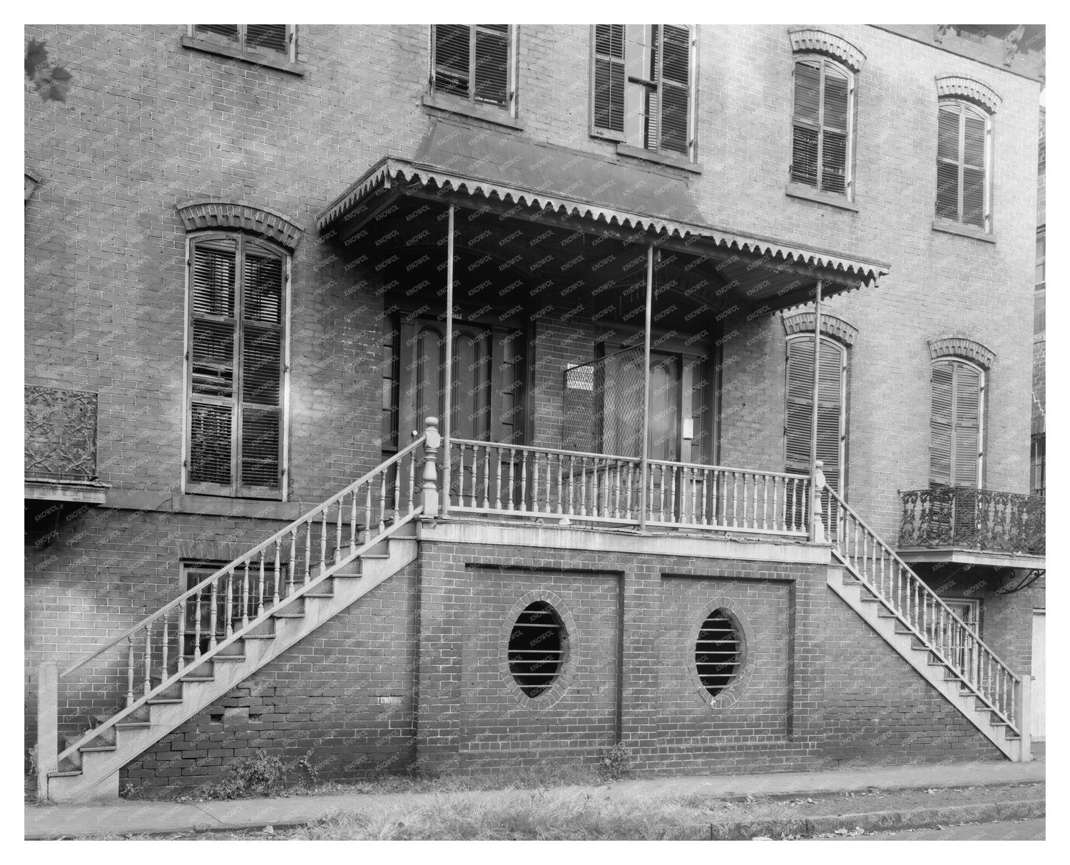 Savannah GA Architecture 1870: Historic Building Photo