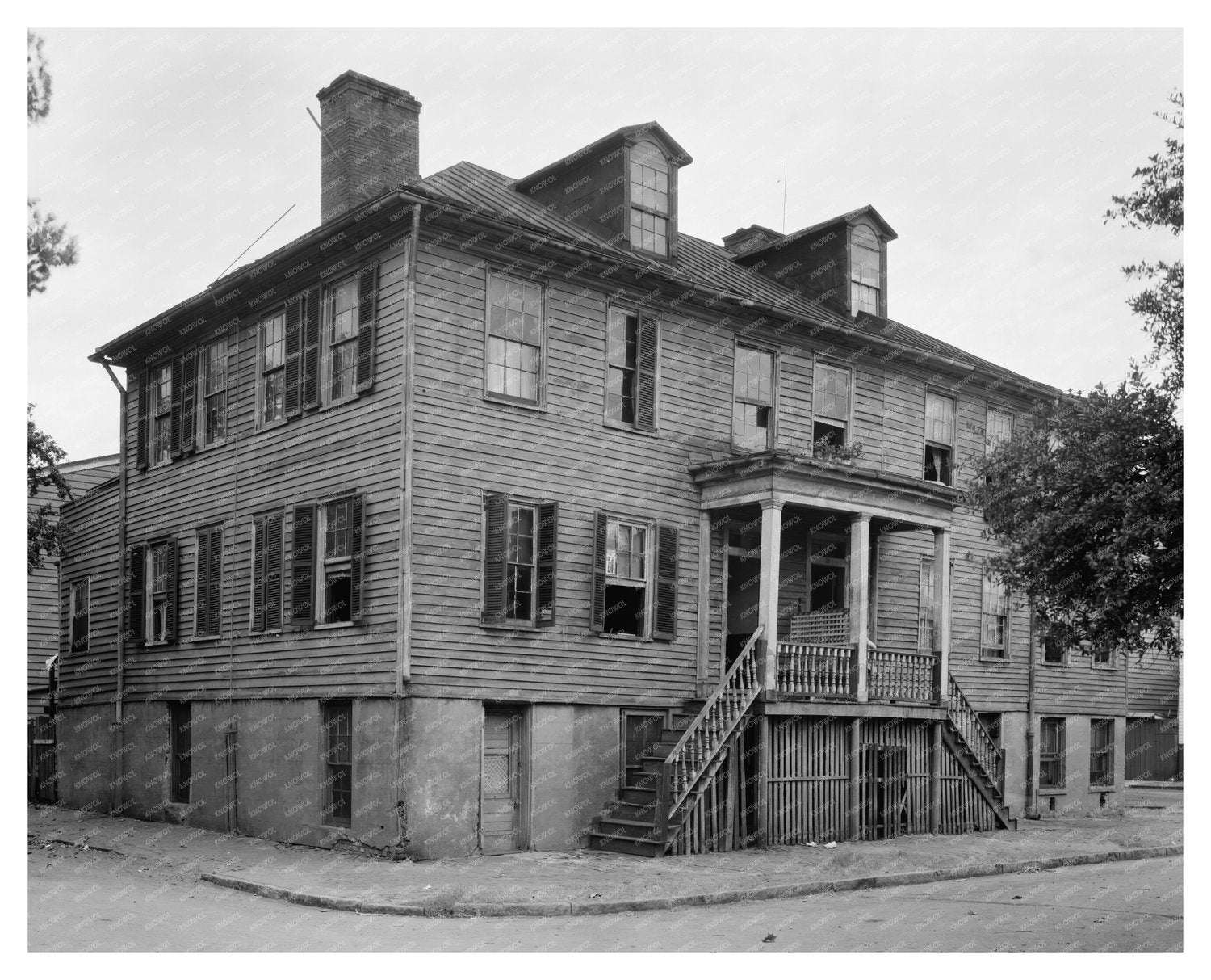 Davenport Tenement, Savannah, GA - Historic 1820 Structure