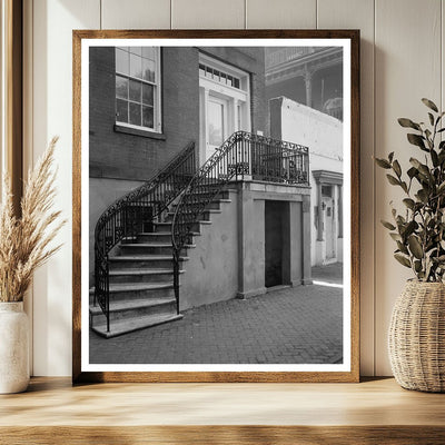 Historic Ironwork in Savannah, GA - 1850 Architecture